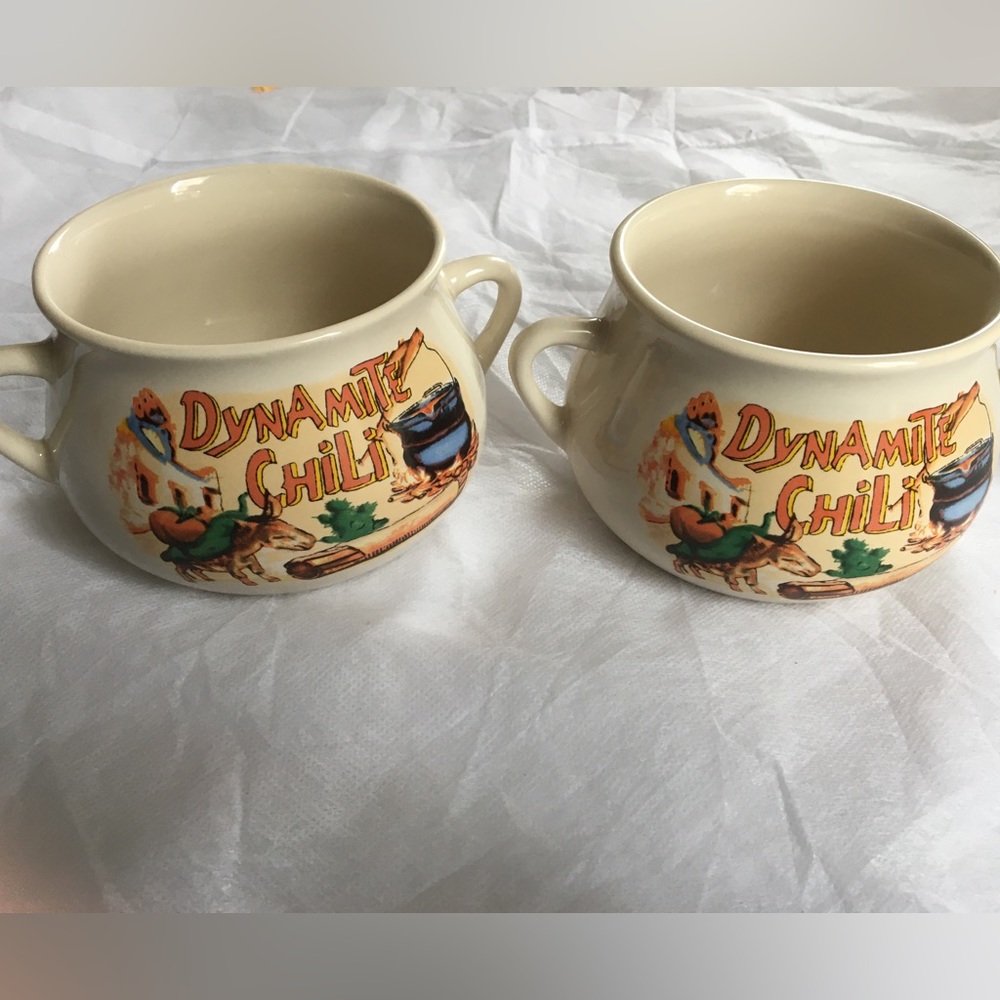 2/$15 Dynamite Chili Bowls Set Of 2